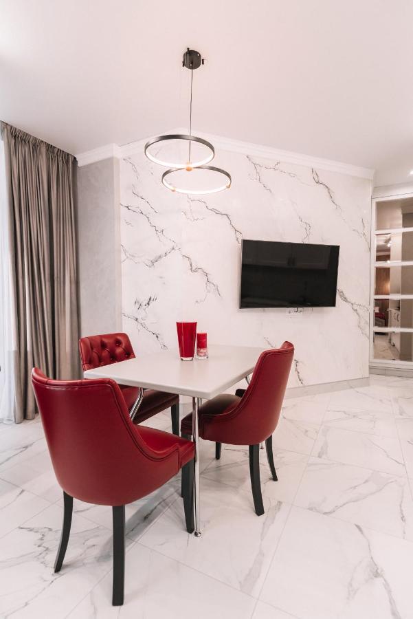קייב Royal Tower Vip Smart Apartments 4 מראה חיצוני תמונה